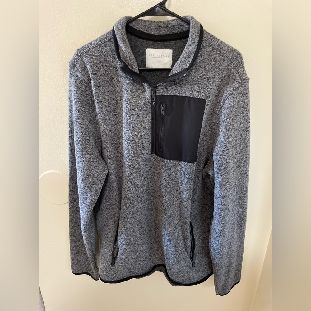 ✨Men’s Aeropostale Pullover Size L